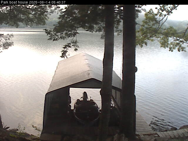 public_parkboathouse_25-08-14_05-40-37-56.jpg